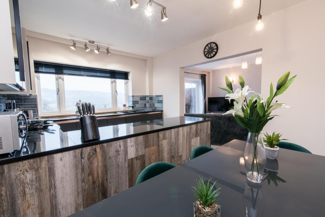 Appartement Immaculate 3 Bed House - Stunning Balcony Views à Matlock  Extérieur photo
