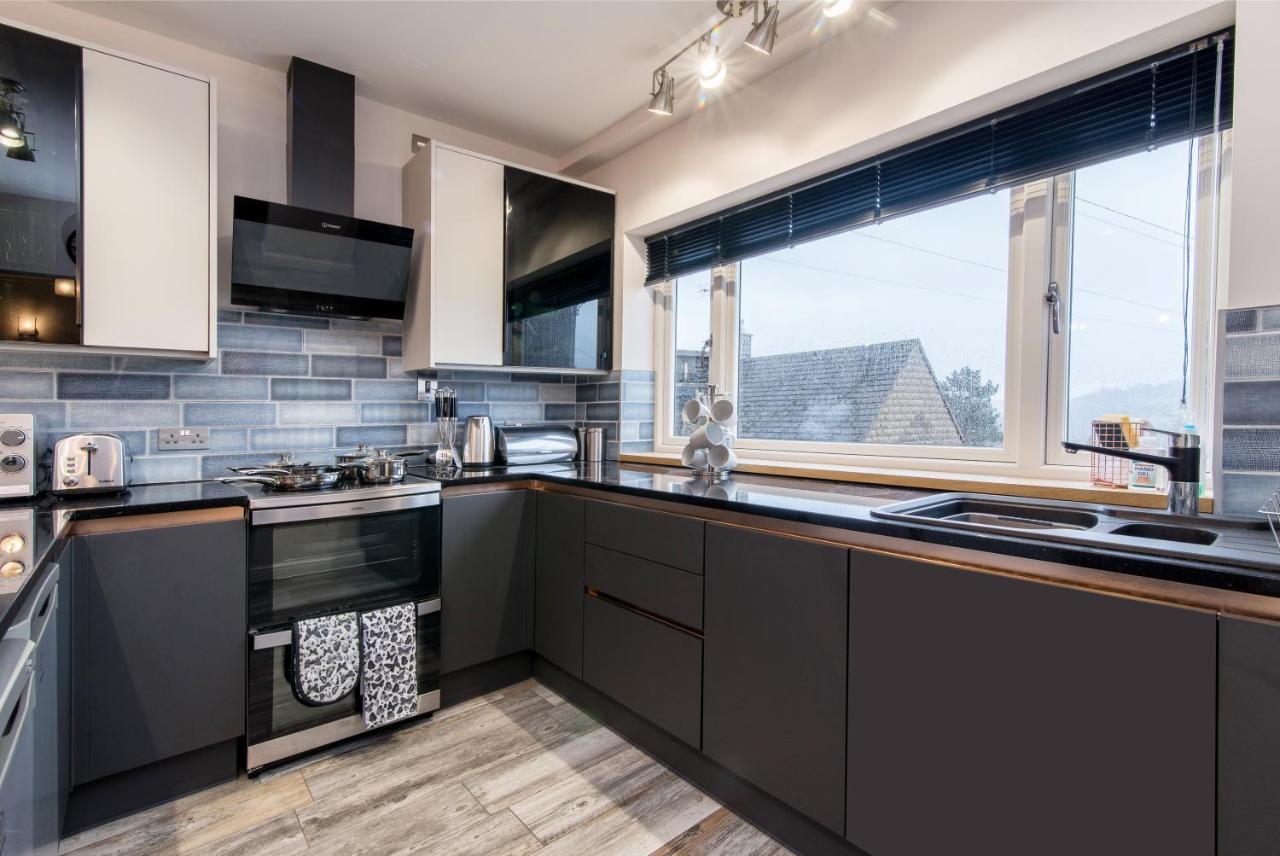 Appartement Immaculate 3 Bed House - Stunning Balcony Views à Matlock  Extérieur photo